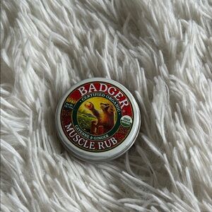 Muscle Rub Cayenne & Ginger - White Tin, never used